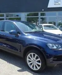 VOLKSWAGEN Touareg 3.0 TDI 245 CV tiptronic BlueMotion Technology - 4