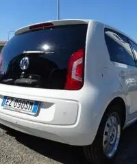 VOLKSWAGEN up! 1.0/75 Cv highup! ASG 5p - 5