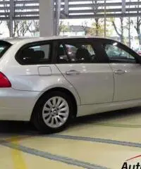 BMW 320 D TOURING E91 MODELLO RESTYLING - 4