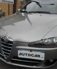 ALFA ROMEO 147 1.9 JTD (120) 5 porte Progression - 4