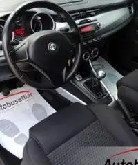 ALFA ROMEO GIULIETTA 2.0 JTDM 140 CV - 8