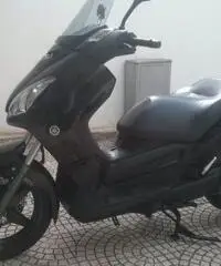 Scooter YAMAHA X-MAX 125cc anno 2009 quasi nuovo - 3