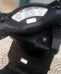 Scooter YAMAHA X-MAX 125cc anno 2009 quasi nuovo - 6