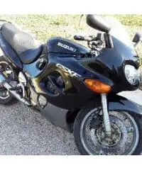 Suzuki GSX 600 F - 3