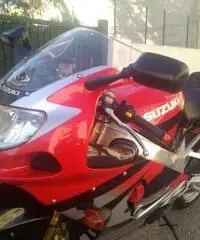 Suzuki Gsx r K1 - 3