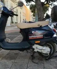 VESPA 50 4T LX - 2