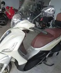 Piaggio BEVERLY 300 I.E. - Km. 14000, Euro 2690