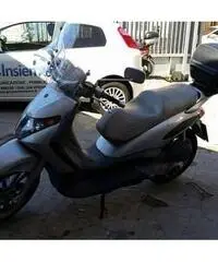 Piaggio BEVERLY 200 - Km. 22000, Euro 600