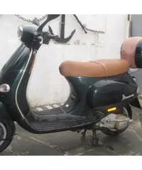 PIAGGIO Vespa 150 ET4 Scooter cc 150