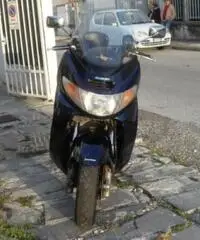 SUZUKI AN Burgman tipo veicolo Scooter cc 400 - 2