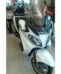 Suzuki BURGMAN 650 - Km. 13000, Euro 4600 - 3