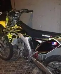 SUZUKI RM tipo veicolo Enduro cc 250 - 4