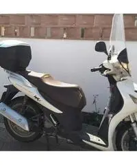 Suzuki SIXTEEN 150 - Km. 19000, Euro 1490