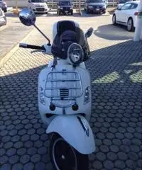 Vespa 300 GTS - 9