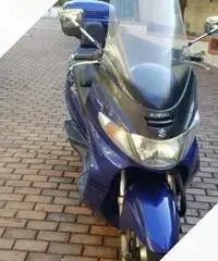 Moto scooter Suzuki no Honda piaggio