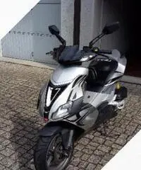 Aprilia SR 50 - 2010