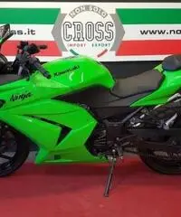 KAWASAKI Ninja 250 R 2008 - 3