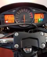 SUZUKI GSR 600 2008 - 5