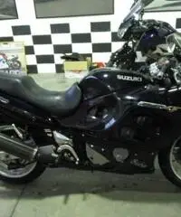 SUZUKI GSX 600 F 1999 - 4