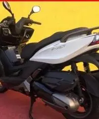 KYMCO K-XCT 300i bianco - 28826 - 4