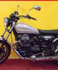 MOTO GUZZI V9 Roamer BIANCO - 708 - 3