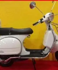 PIAGGIO Vespa 150 PX bianco - 1538