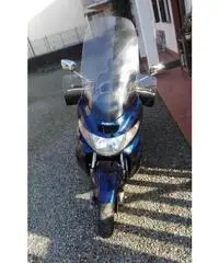 Suzuki Burgman AN 250 - 4