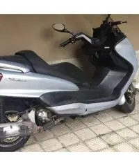 vendo scooter non funzionante per pezzi di ricambio nuovi