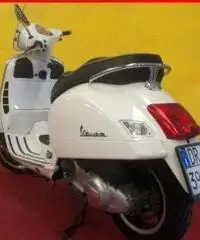 VESPA GTS 300 Super Bianco - 30971 - 4