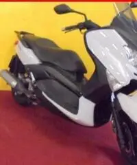 YAMAHA X-Max 250 bianco - 31800 - 2