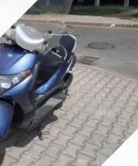 Piaggio beverly 200 blu