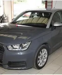 AUDI A1 SPB 1.0 TFSI ultra Design SENSORI POSTERIORI. - 4