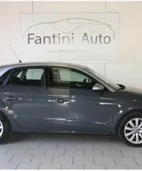 AUDI A1 SPB 1.0 TFSI ultra Design SENSORI POSTERIORI. - 7