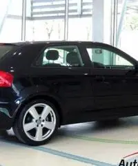 AUDI A3 2.0 TFSI AMBITION S-TRONIC 200 CV, Cambio automatico + Pad al volante + Fari allo Xeno + Cer - 4