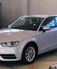 Audi A3 SPORTBACK 1.6TDI 105CV CR S-TRONIC AUTOMATICA