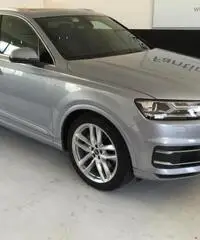 AUDI Q7 3.0 TDI 272 CV SUBENTRO LEASING - 2