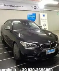 BMW 235 i Coupé M - 3