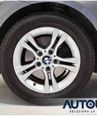 BMW 320 D XDRIVE TOURING FUTURA 4X4 AUT NAVI XENON SENS - 9