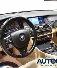 BMW 530 D TOURING FUTURA AUT NAVI TELECAM PELLE CERCHI 19' - 3