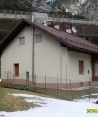 Casa indipendente in Vendita di 110mq - 3