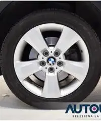 BMW X3 2.0D ATTIVA 4X4 PELLE NERA CERCHI 18' CRUISE - 9