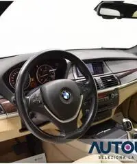 BMW X5 3.0SD FUTURA 4X4 AUT PELLE TETTO NAVI XENON TELECA - 3