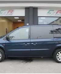 CHRYSLER Voyager 2.5 CRD 7 POSTI MANUALE CLIMATRONIC RADIO CD FULL - 2