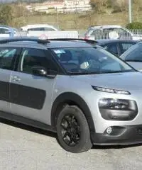 Citroen C4 Cactus BlueHDi 100 S&S Feel - 2