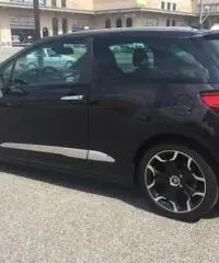 CITROEN DS3 1.6 vti So Chic 120 CV Unipropietario - 3