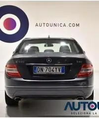 MERCEDES-BENZ C 320 CDI ELEGANCE BERLINA AUT CRUISE XENON CERCHI 17' - 8