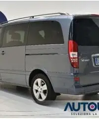 MERCEDES-BENZ Viano 3.0 CDI TREND AUT 7 POSTI PELLE XENON SENS TETTO - 2