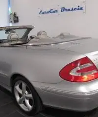 Mercedes CLK Cabrio 320 Cabrio Elegance - PELLE - NAVIGATORE - XENO - SENS.PARCHEGGIO-FULL - 2