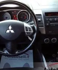 MITSUBISHI OUTLANDER 2.0 DI-D-INVITE FAP - 4