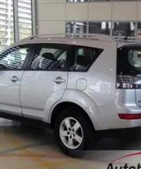 MITSUBISHI OUTLANDER 2.0 DI-D-INVITE FAP - 8